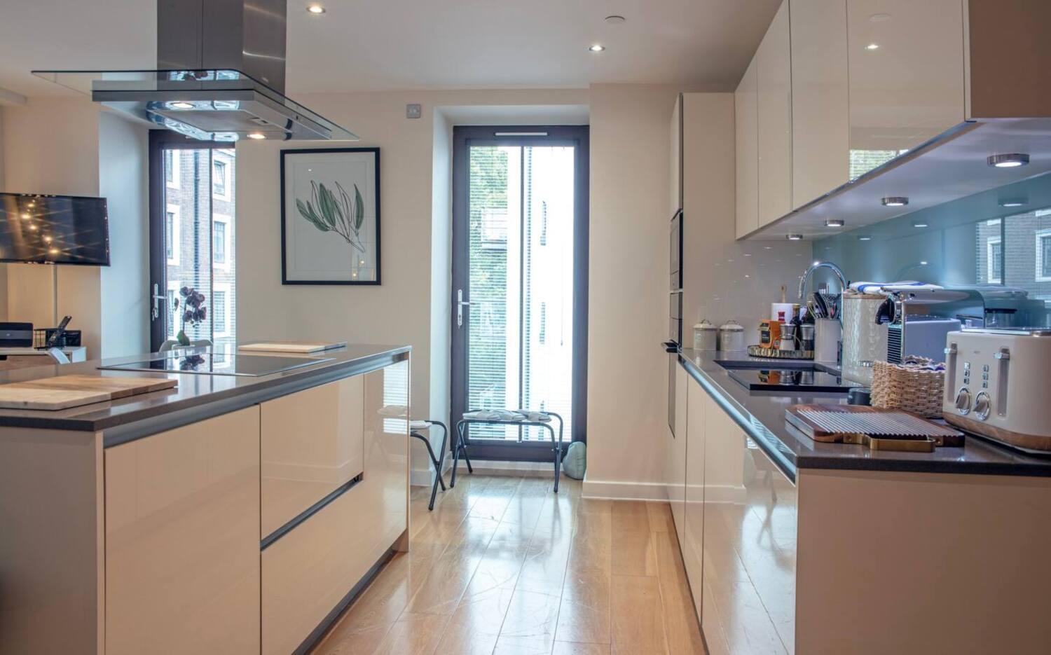 Westminster 2 Bed 2 Bath Apartment Лондон Екстериор снимка