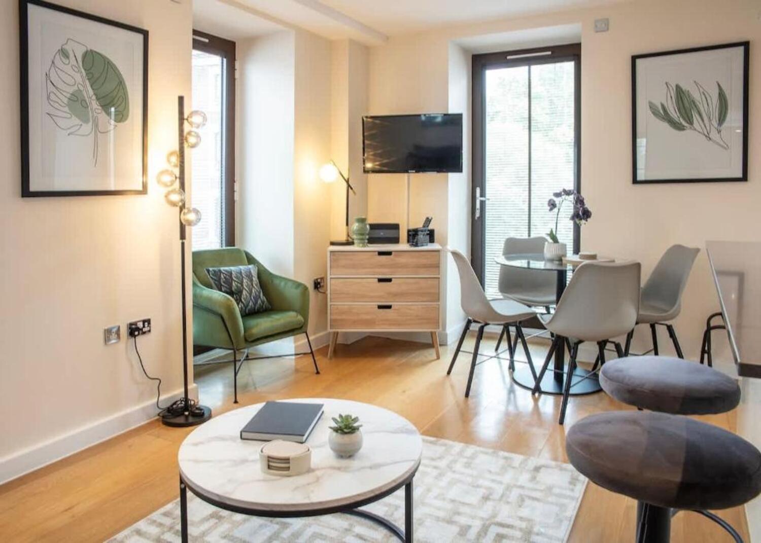 Westminster 2 Bed 2 Bath Apartment Лондон Екстериор снимка